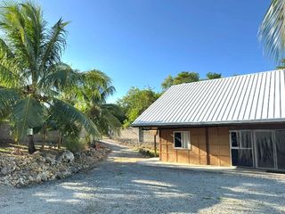 Fully Furnished House and Income Potential Property with Vehicles, Heavy Equipment, and Machinery Included Siquijor SIQ00215