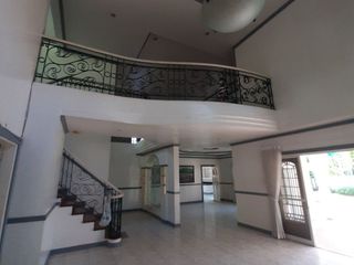 FOR LEASE – House & Lot in Ayala Alabang Village, Muntinlupa PP CODE: L1761