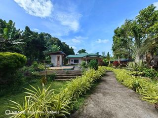 Spacious House and Lot in Valencia , Negros