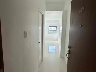 FOR RENT STUDIO UNIT AT THE COURTYARD