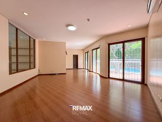 Spacious 3BR Bungalow with Pool and Garden in Dasmariñas Village, Makati