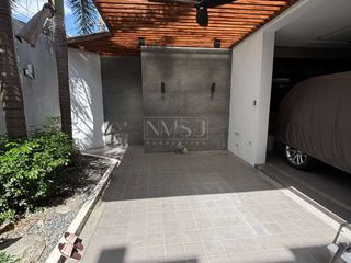 Rare 4 Car Garage Townhouse For Sale near Greenhills San Juan Xavier and ICA