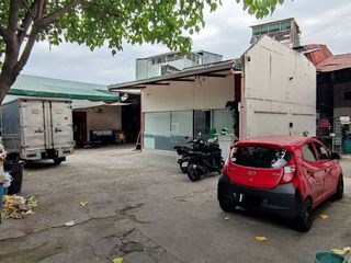 1033sqm Lot with Warehouse for sale