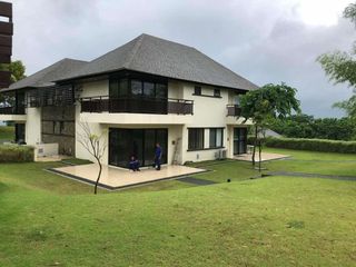3Bedroom House for Sale in Anvaya Cove Morong Bataan by Ayala Land