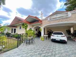 CLASSIC MEDITERRANEAN BUNGALOW W/ LOFT BALCONY NEAR CLARK