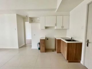 The Vantage at Kapitolyo: 2BR Unit for Sale!