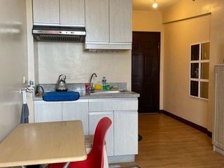1 Studio Type Condo Unit with Car Parking For Sale in Parañaque Manila 3.5M