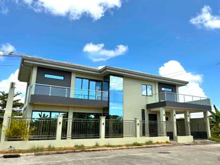 House and Lot in Lapu-Lapu City