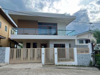 Brand New House & Lot in Tagaytay City (inside subd)-MC