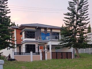 Brand New House & Lot For Sale in Metrogate Tagaytay Estates-MC