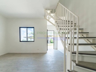 TOWNHOUSE FOR RENT IN STA. ROSA, LAGUNA