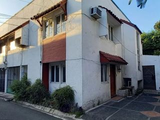 4BR at LAS VILLAS DE VALLE VERDE TOWNHOUSE PASIG CITY