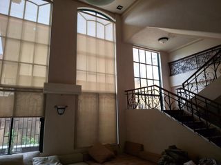 3 storey house for rent in Las Villas de Manila near Southwoods mall binan Laguna