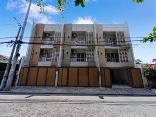 Townhouse in Congressional Avenue Project 8 Quezon City For Sale near Visayas Avenue SD