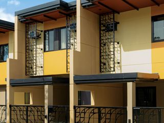 Silver Expanded 3-Bedroom Townhouse Unit for Sale – Block 25 Lot 46 | 42.5 sqm Lot Area | 60 sqm Usable Floor Area | Lipa City, Batangas