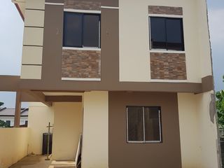 Amparo North Caloocan For Sale 2 Storey Townhouse 3 Bedrooms near SM Novaliches RG
