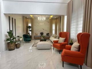 SPACIOUS GARDEN WITH BIG POOL FOR SALE IN SAN FERNANDO