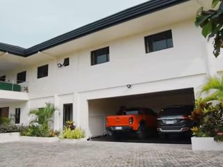 Luxury Estate for Sale | 15-Bedroom Farmhouse with Pool on 3.3 Hectares