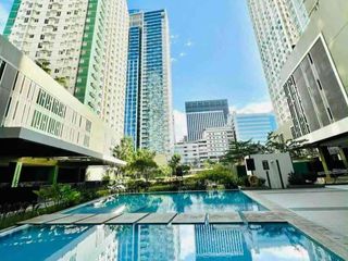 FOR SALE CONDO UNIT IN IT PARK CEBU CITY CHEAPEST IN THE MARKET