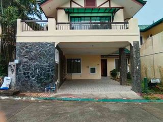 HOUSE FOR SALE IN TAGAYTAY