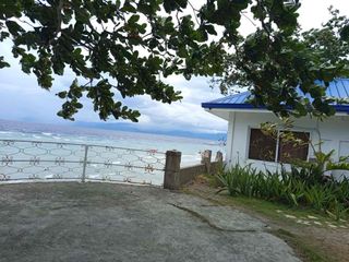 Moalboal Beach House for sale