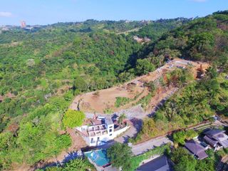 Overlooking commercial lot for sale in Barangay Niyugan, Laurel, Batangas near Narra Hill Tagaytay🍃