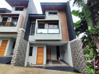 Leonilla Hill Baguio Modern Duplex with Attic House and Lot For Sale SD
