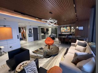 Stunning Panoramic View Unit For Sale in East Gallery Place, BGC
