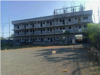 Commercial Building for Sale in Sta. Rosa, Laguna
