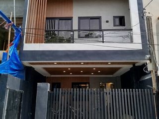 Katarungan Village Poblacion Muntinlupa Modern Duplex Townhouse For Sale at 8.8M SD