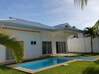 Modern 3BR with 2 bathroom villa, and private swimming pool
