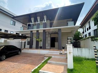 HOUSE AND LOT FOR SALE IN PALMS POINTE ALABANG MUNTINLUPA