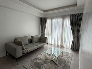 FIRE SALE! 1 bedroom unit FOR SALE Two Maridien BGC Taguig