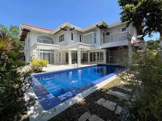 5Bedrooms House For Sale / For Rent