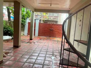 Lot for Sale with old house in Mandaluyong City