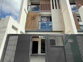 FOR SALE: Elegant 3-Storey Townhouse Northview 1, Batasan Hills, Quezon  City