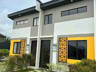 1 bedroom loft type rowhouse in Calauan, Laguna