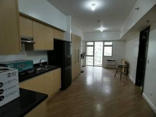 Studio Unit For Rent Semi- Furnished at The Veranda, Arca South in Taguig City