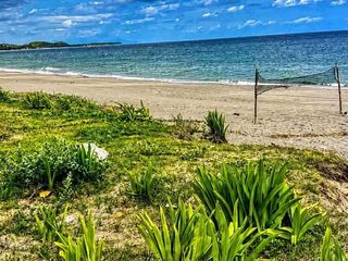 BEACHFRONT LOT FOR SALE IN BOTOLAN ZAMBALES (competitive price)