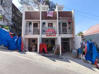 Brandnew 2 Storey Commercial or Residential House For Sale with 3 Bedrooms in Bakakeng Sur Baguio City-JV2