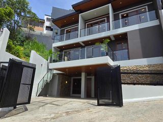 For Sale Brandnew RFO 3-Storey Beautiful House with 5 Bedrooms Located in San Luis Village Baguio-JV2