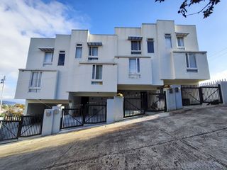 13.5M Rush Sale House and Lot in Bakakeng Baguio City 3 Storey w/ 3 Bedrooms Roof Deck with Breathtaking View-JV2