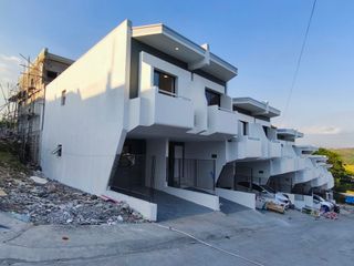 Townhouse For Sale Thru Pag Ibig Financing in Pantok Binangonan Riza 3.85M SD