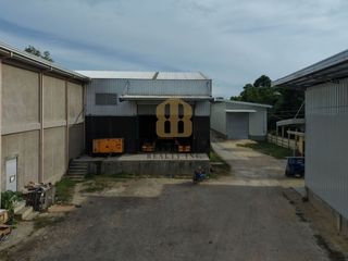 1,000 sqm High Ceiling Warehouse with Open Garage for Rent - Tagbilaran