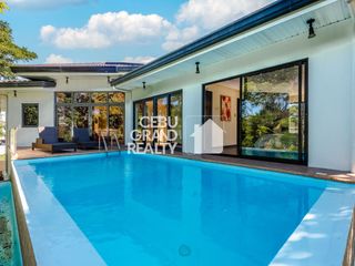 Elegant Family Home with Swimming Pool in Amara Subdivision