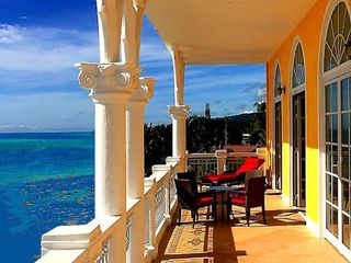Luxury Oceanfront Residence. Retirement with Friends More Than a Residence – A Friendly Community by the Sea