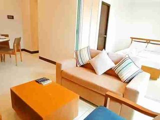 8 Newtown Residences in Mactan Lapu lapu Cebu Executive Studio with Bathtub and Balcony / Fully Furnished