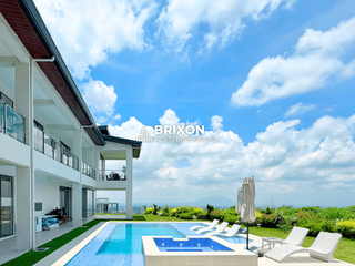 Fully Furnished 5BR House with Infinity Pool in Clark Freeport Zone | Sun Valley