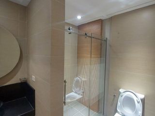 Semi-Fitted Office Space for Lease in Quezon City | PEZA Accredited | 1,000 SQM | ₱800/SQM | VRF | 24/7 Operations | 100% Backup Power