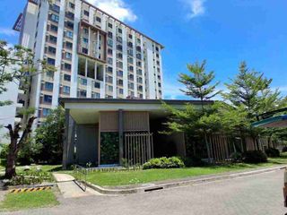 RUSH SALE 1 BEDROOM CORNER UNIT TOP FLOOR PRICE INCLUDING TAXES